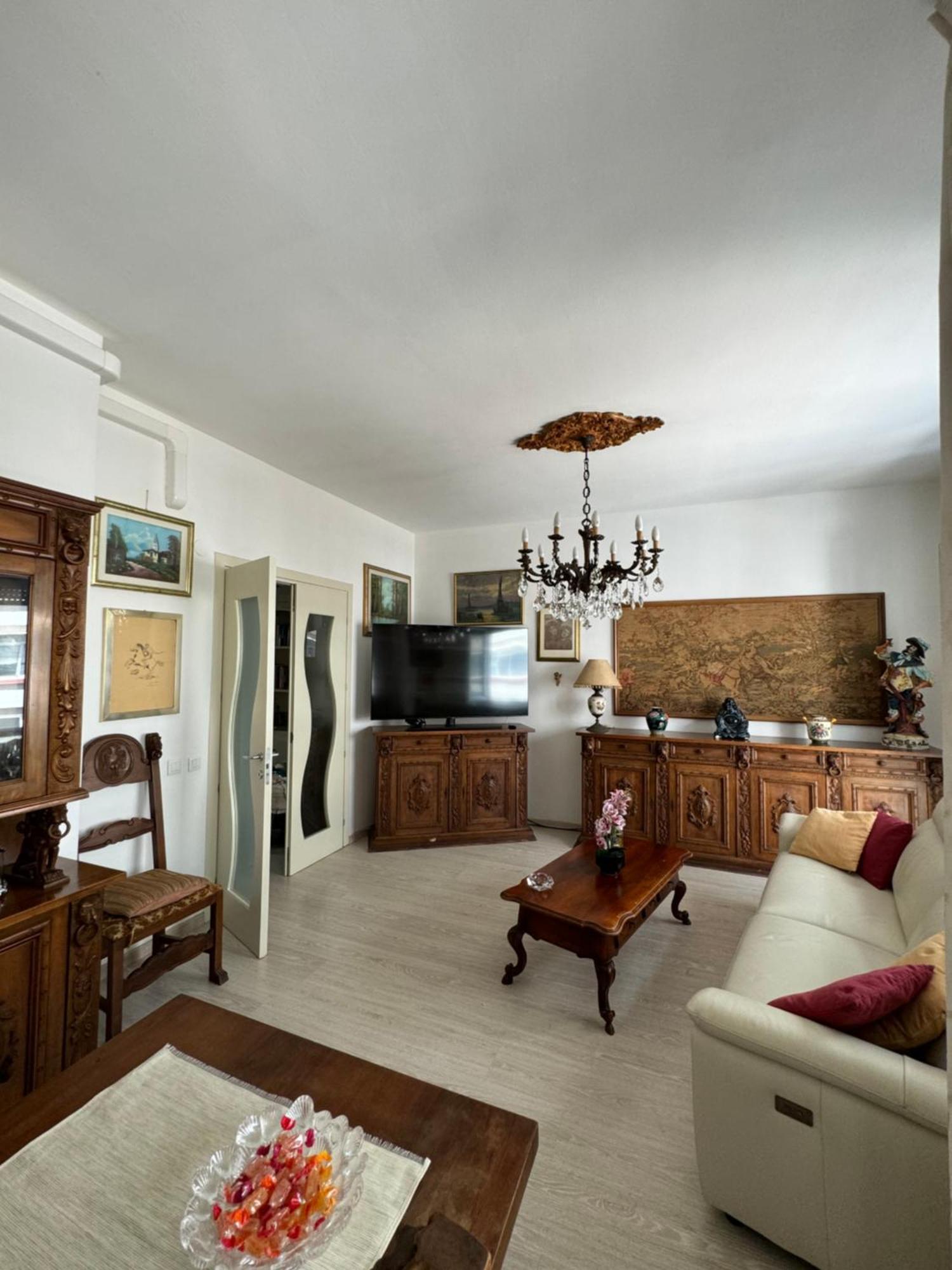 Romeo Apartment 2 Livorno Exterior photo
